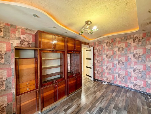 Продам двухкомнатную (2-комн.) квартиру, Советский пер, 13, Комсомольское пгт