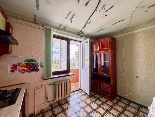Продам двухкомнатную (2-комн.) квартиру, Советский пер, 13, Комсомольское пгт