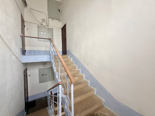 Продам двухкомнатную (2-комн.) квартиру, Советский пер, 13, Комсомольское пгт