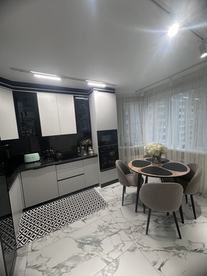 Сдам трехкомнатную (3-комн.) квартиру, Бескудниковский б-р, 6к3, Москва г