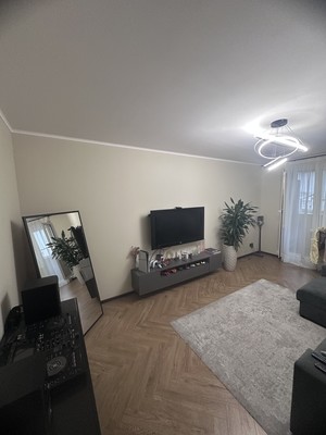 Сдам трехкомнатную (3-комн.) квартиру, Бескудниковский б-р, 6к3, Москва г