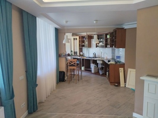 Продам двухкомнатную (2-комн.) квартиру, Дубравная ул, 28к1, Алексин г