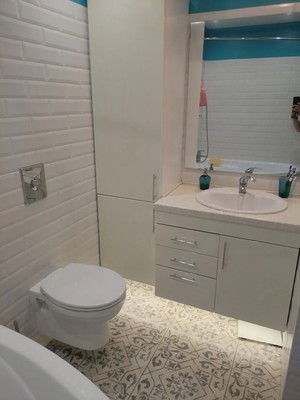 Продам двухкомнатную (2-комн.) квартиру, Дубравная ул, 28к1, Алексин г