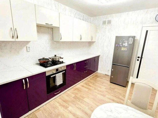 Продам двухкомнатную (2-комн.) квартиру, Квартал 6 ул, 29, Куюки д