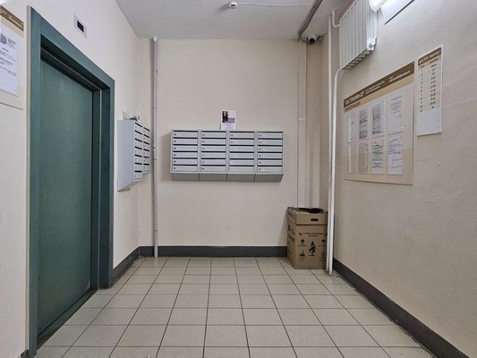 Продам двухкомнатную (2-комн.) квартиру, Советской Армии ул, 72/1, Пермь г