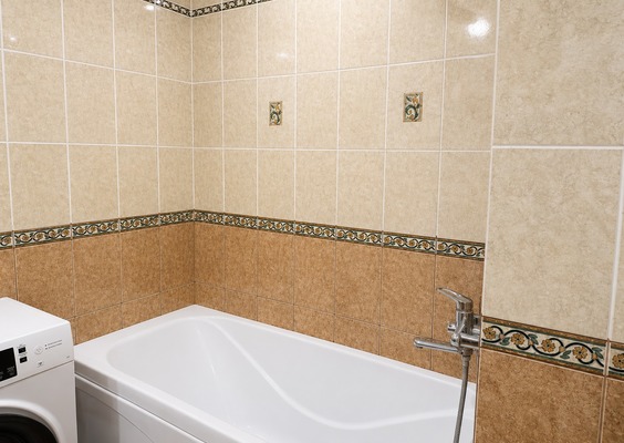 Продам двухкомнатную (2-комн.) квартиру, Абжалилова ул, 3, Казань г