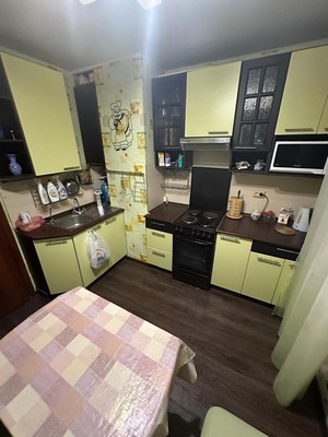 Сдам двухкомнатную (2-комн.) квартиру, Октябрьская ул, 69, Колпино г