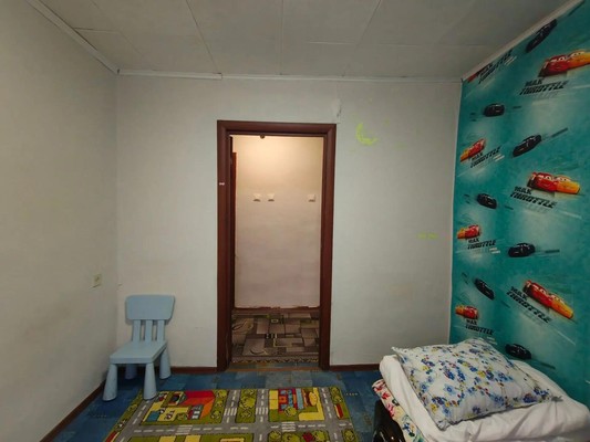 Продам трехкомнатную (3-комн.) квартиру, Гагарина ул, 220кА, Ханты-Мансийск г