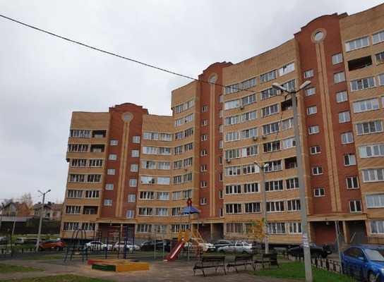 Продам трехкомнатную (3-комн.) квартиру, Сиреневая ул, 3, Озерецкое с
