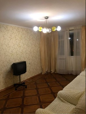 Продам трехкомнатную (3-комн.) квартиру, Декабристов ул, 14/28, Симферополь г