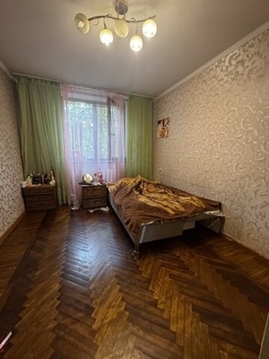 Продам трехкомнатную (3-комн.) квартиру, Декабристов ул, 14/28, Симферополь г