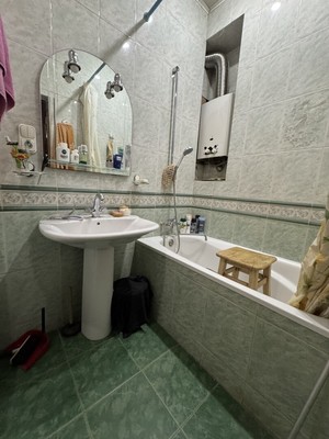 Продам трехкомнатную (3-комн.) квартиру, Красная ул, 147, Краснодар г