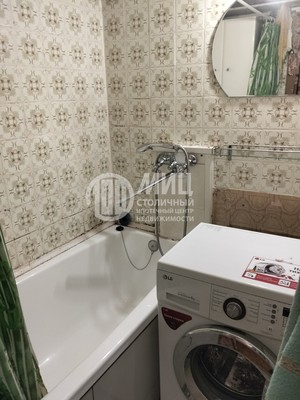 Продам трехкомнатную (3-комн.) квартиру, Ленинского Комсомола пр-кт, 3, Видное г