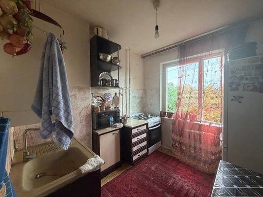 Продам двухкомнатную (2-комн.) квартиру, Героев Сталинграда ул, 5, Симферополь г