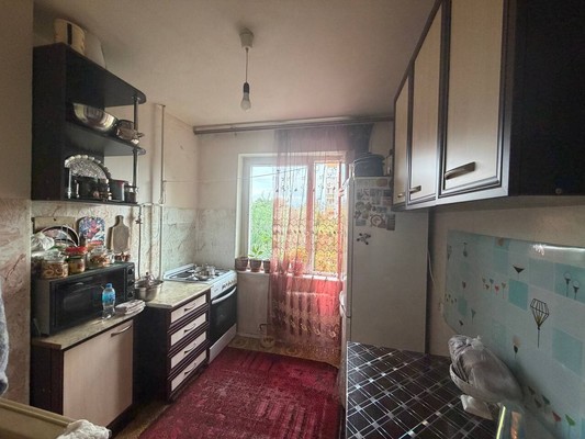 Продам двухкомнатную (2-комн.) квартиру, Героев Сталинграда ул, 5, Симферополь г