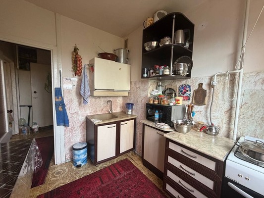 Продам двухкомнатную (2-комн.) квартиру, Героев Сталинграда ул, 5, Симферополь г