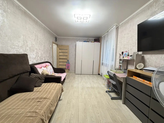 Продам однокомнатную (1-комн.) квартиру, Маршала Чуйкова ул, 44, Казань г