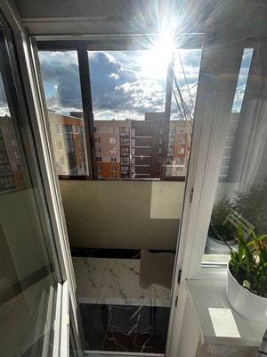 Продам двухкомнатную (2-комн.) квартиру, Тихорецкая ул, 22А, Калининград г