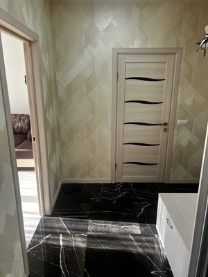 Продам двухкомнатную (2-комн.) квартиру, Тихорецкая ул, 22А, Калининград г