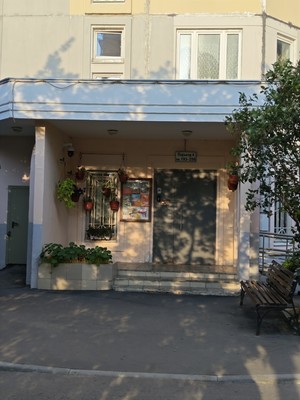 Продам однокомнатную (1-комн.) квартиру, Маршала Савицкого ул, 12, Москва г