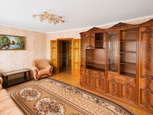 Продам трехкомнатную (3-комн.) квартиру, Свердлова ул, 49, Йошкар-Ола г