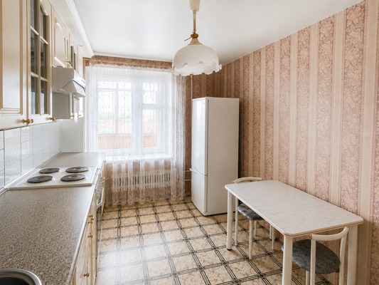 Продам трехкомнатную (3-комн.) квартиру, Свердлова ул, 49, Йошкар-Ола г