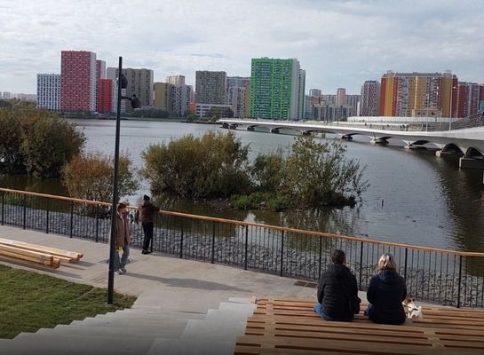 Продам трехкомнатную (3-комн.) квартиру, Лавриненко ул, 1, Москва г