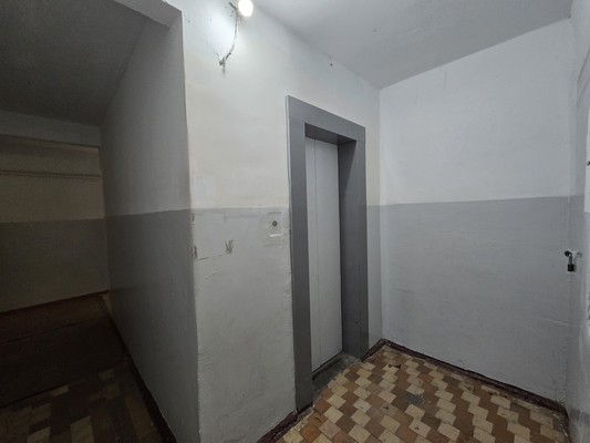 Продам трехкомнатную (3-комн.) квартиру, Угнич ул, 9, Баксан г