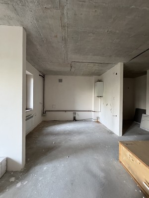 Продам трехкомнатную (3-комн.) квартиру, Береговая ул, 17д, Калининград г