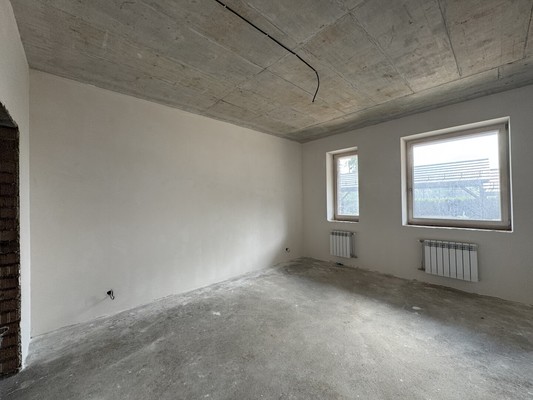 Продам трехкомнатную (3-комн.) квартиру, Береговая ул, 17д, Калининград г