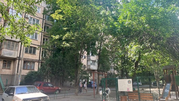 Продам однокомнатную (1-комн.) квартиру, 60 лет Октября ул, 24, Симферополь г