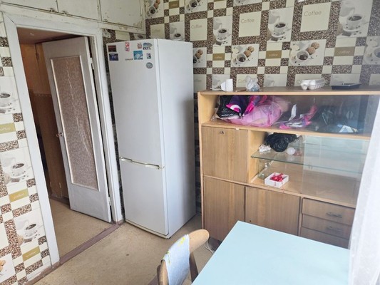 Продам однокомнатную (1-комн.) квартиру, 60 лет Октября ул, 24, Симферополь г