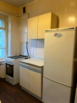 Сдам 3-комн. в 5-комн. квартире, Офицерский пер, 3-5, Санкт-Петербург г