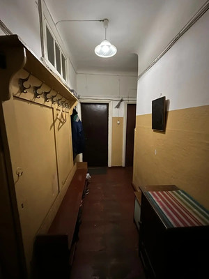 Сдам 3-комн. в 5-комн. квартире, Офицерский пер, 3-5, Санкт-Петербург г