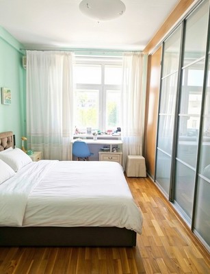 Продам трехкомнатную (3-комн.) квартиру, Ленинский пр-кт, 16, Москва г