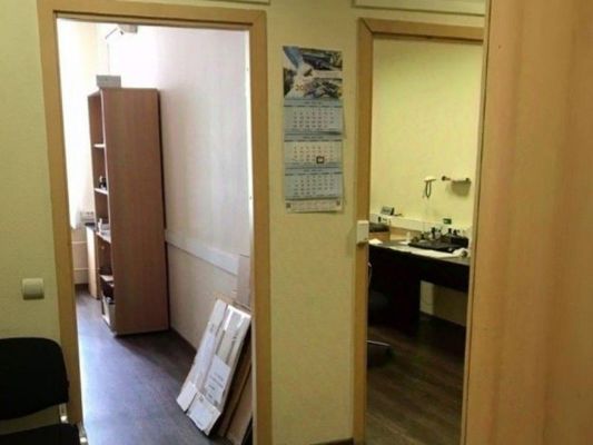 Сдам офисное помещение 831 м2, 2-й Кожевнический пер, 12, Москва г