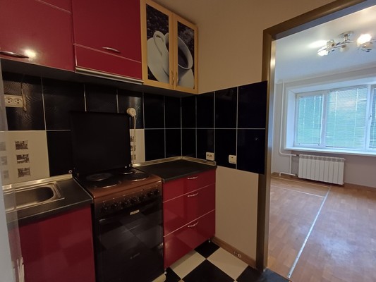 Продам однокомнатную (1-комн.) квартиру, Морская ул, 100, Волгодонск г