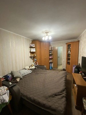 Продам двухкомнатную (2-комн.) квартиру, Трубаченко ул, 30, Симферополь г