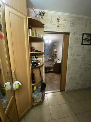 Продам двухкомнатную (2-комн.) квартиру, Трубаченко ул, 30, Симферополь г