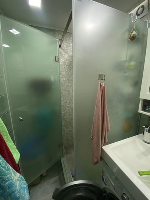 Продам двухкомнатную (2-комн.) квартиру, Трубаченко ул, 30, Симферополь г