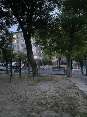 Продам двухкомнатную (2-комн.) квартиру, Трубаченко ул, 30, Симферополь г