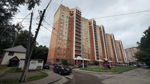 Продам двухкомнатную (2-комн.) квартиру, Пионерский проезд, 2, Наро-Фоминск г