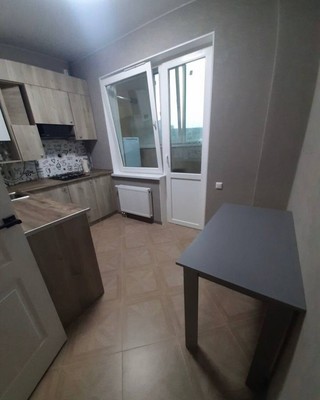 Продам однокомнатную (1-комн.) квартиру, Балаклавская ул, 73д, Симферополь г