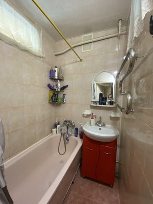 Продам трехкомнатную (3-комн.) квартиру, Московская ул, 187, Тихорецк г