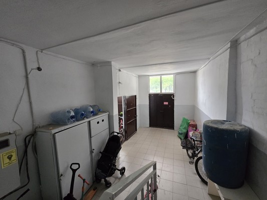 Продам однокомнатную (1-комн.) квартиру, Угнич ул, 9, Баксан г