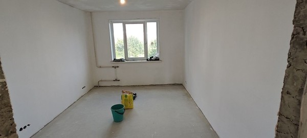 Продам трехкомнатную (3-комн.) квартиру, Новоколомяжский пр-кт, 12к2, Санкт-Петербург г