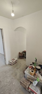 Продам трехкомнатную (3-комн.) квартиру, Новоколомяжский пр-кт, 12к2, Санкт-Петербург г