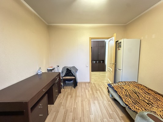 Продам многокомнатную квартиру, Молодежная ул, 76, Химки г