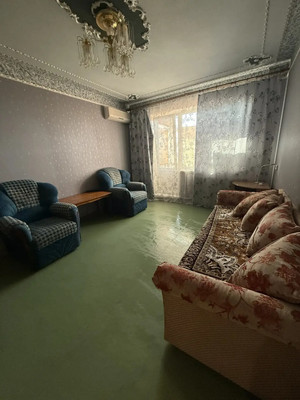 Сдам двухкомнатную (2-комн.) квартиру, Лазоревый пр-кт, 28, Волгодонск г