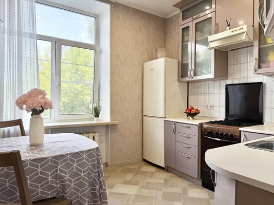 Продам трехкомнатную (3-комн.) квартиру, Седова ул, 70, Санкт-Петербург г